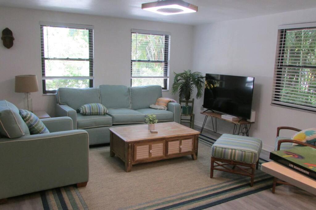 Welcome To The Bray Escape 4 Miles To Siesta Key Sarasota Extérieur photo